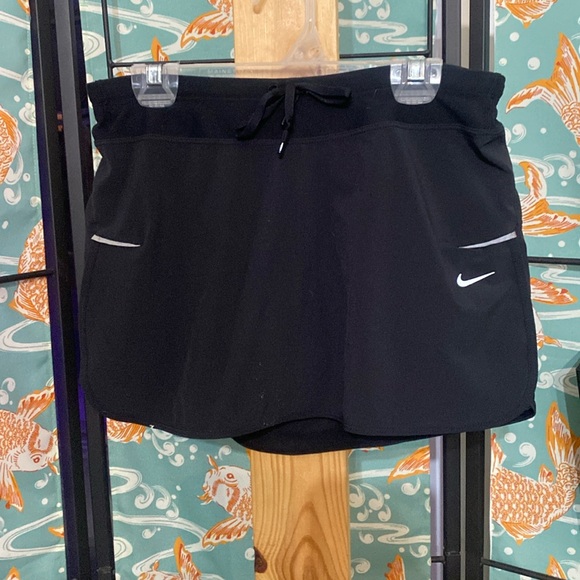 Nike Dri-Fit Running Skort - Picture 1 of 6